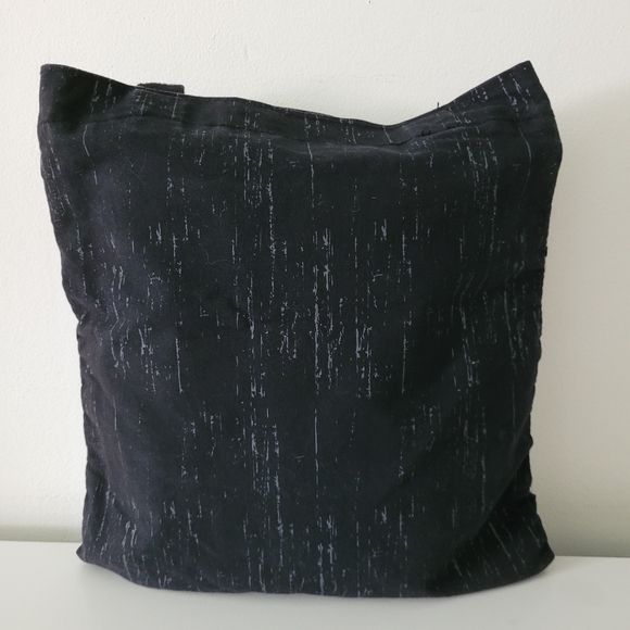 Skull 💀☠️ tote - Picture 3 of 3